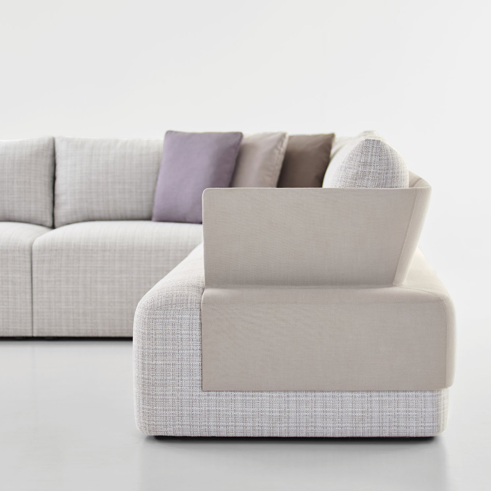 ALLORO MODULAR SOFA