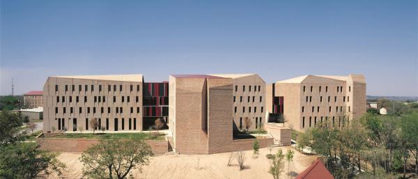 FFF | Alejandro Aravena of Chile receives the 2016 Pritzker Architecture Prize